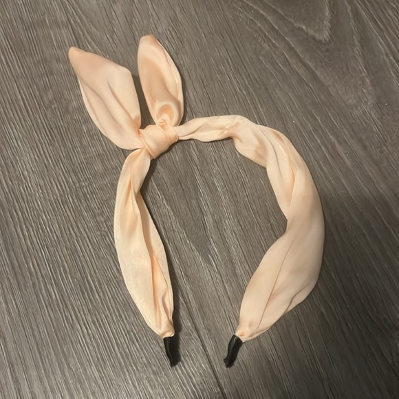 Pink satin bow and black satin flower headband - Picture 3 of 8